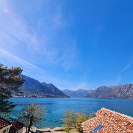 Lovely Apartment Jovan 3,With A View Of The Bay And Free Wi-Fi Котор Екстериор снимка