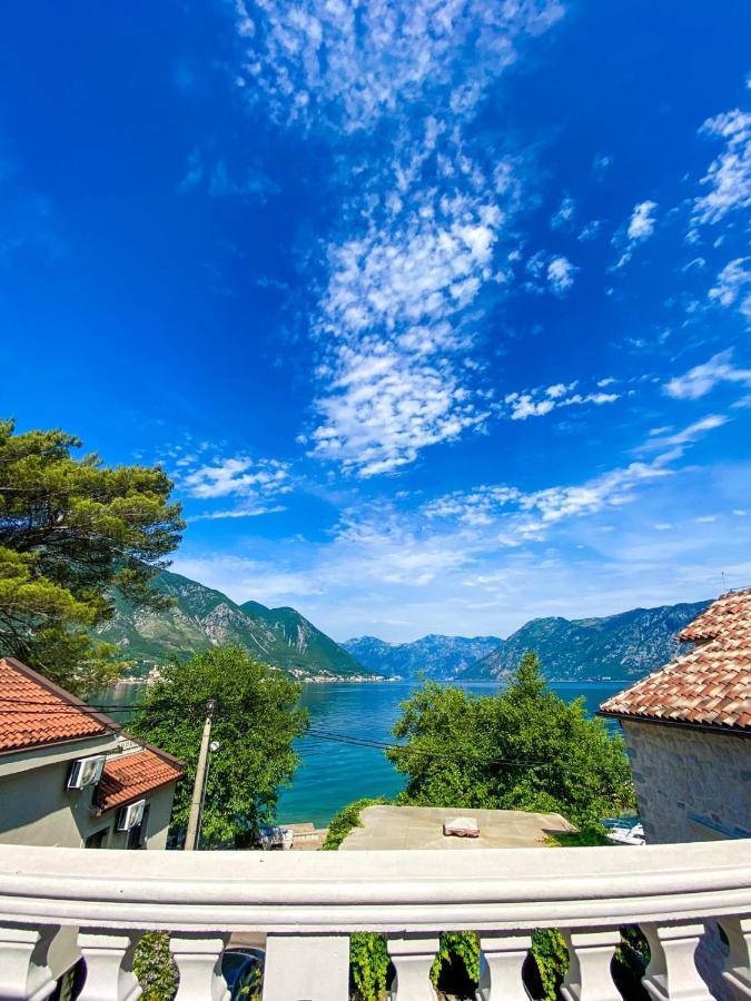 Lovely Apartment Jovan 3,With A View Of The Bay And Free Wi-Fi Котор Екстериор снимка