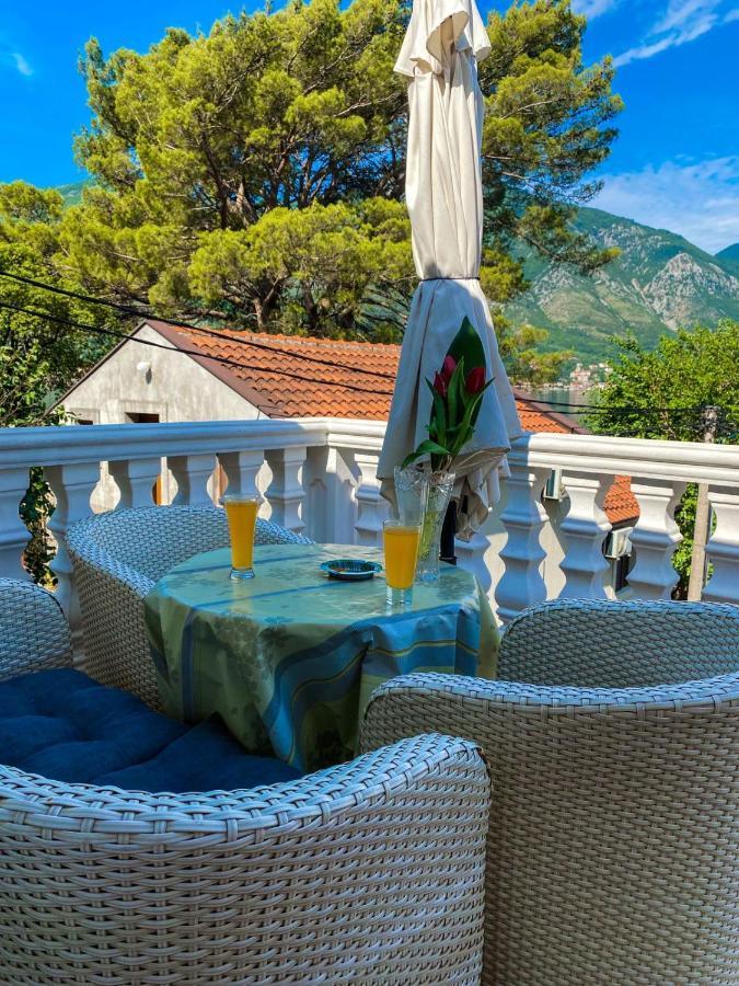 Lovely Apartment Jovan 3,With A View Of The Bay And Free Wi-Fi Котор Екстериор снимка